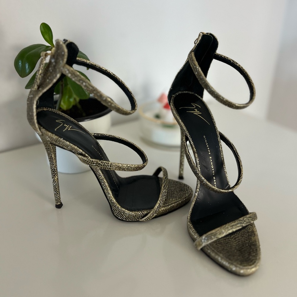 Giuseppe Zanotti Gold Heels - Harmony Heels